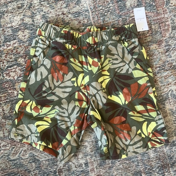 Toddler 2 piece short set - Picture 2 of 4